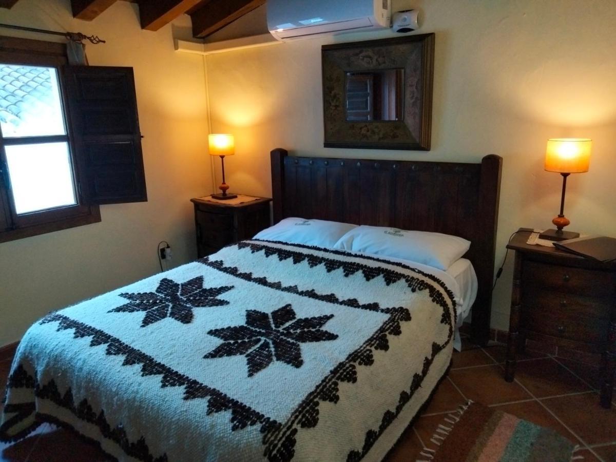 B&B The Lost Village El Acebuchal Фригиляна Екстериор снимка